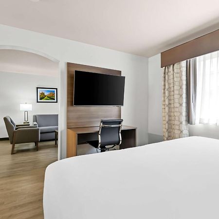 Best Western Plus Caldwell Inn & Suites Ngoại thất bức ảnh