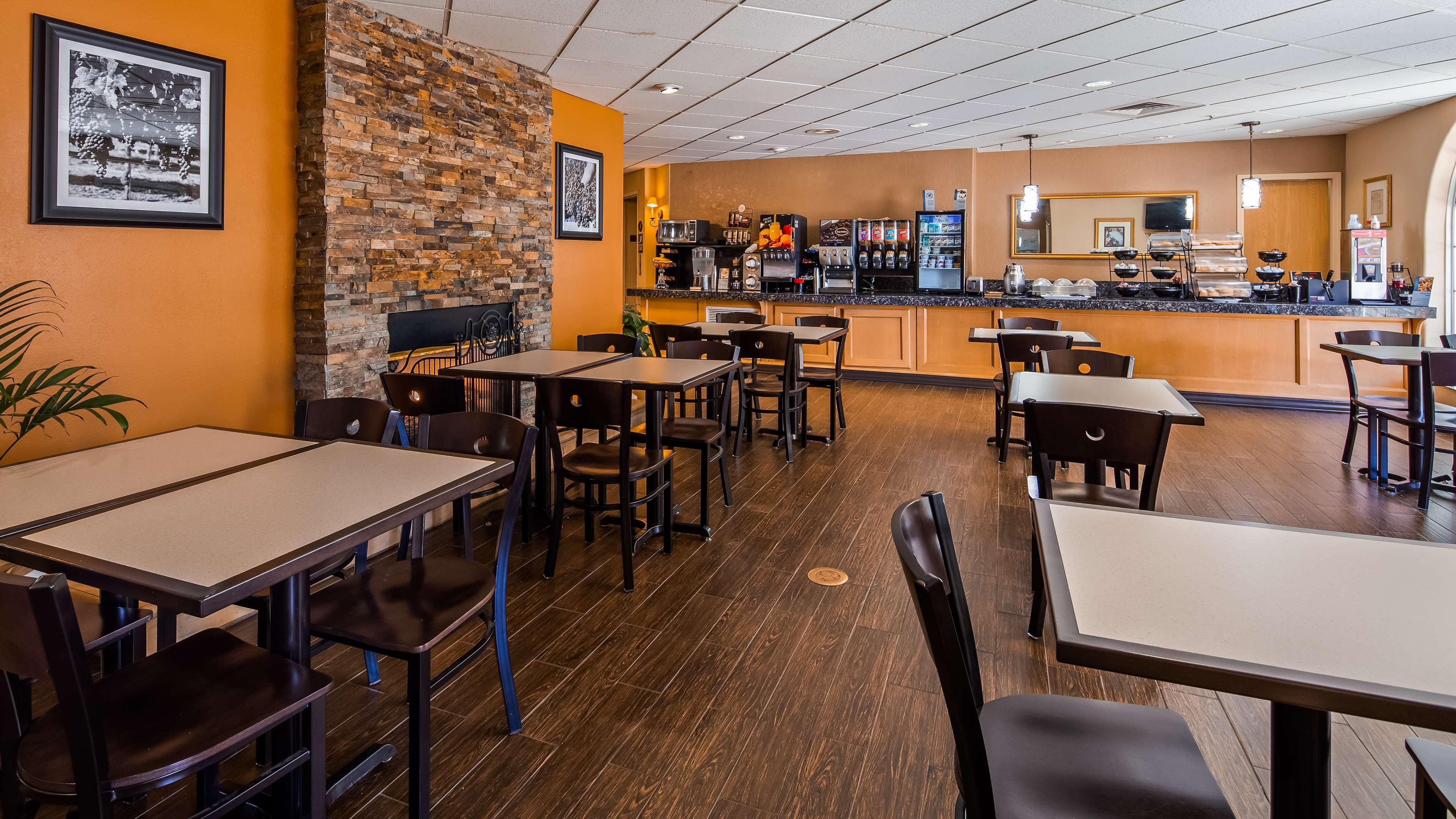 Best Western Plus Caldwell Inn & Suites Ngoại thất bức ảnh