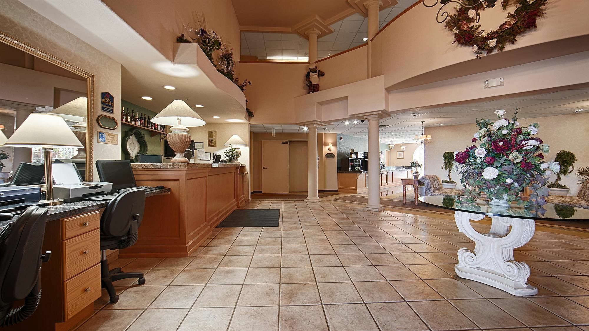 Best Western Plus Caldwell Inn & Suites Ngoại thất bức ảnh